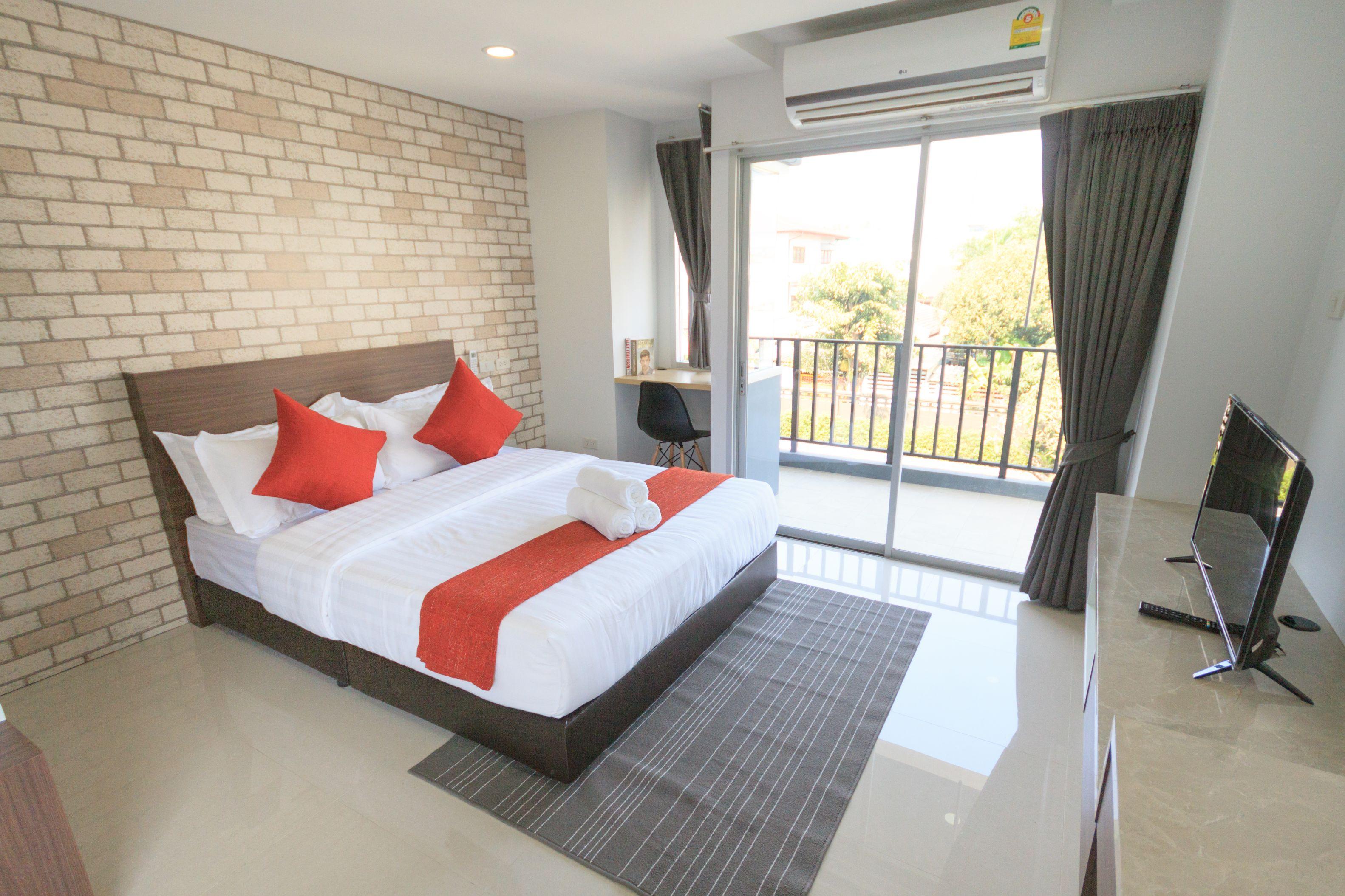 Q Space Residence Bangkok Dış mekan fotoğraf