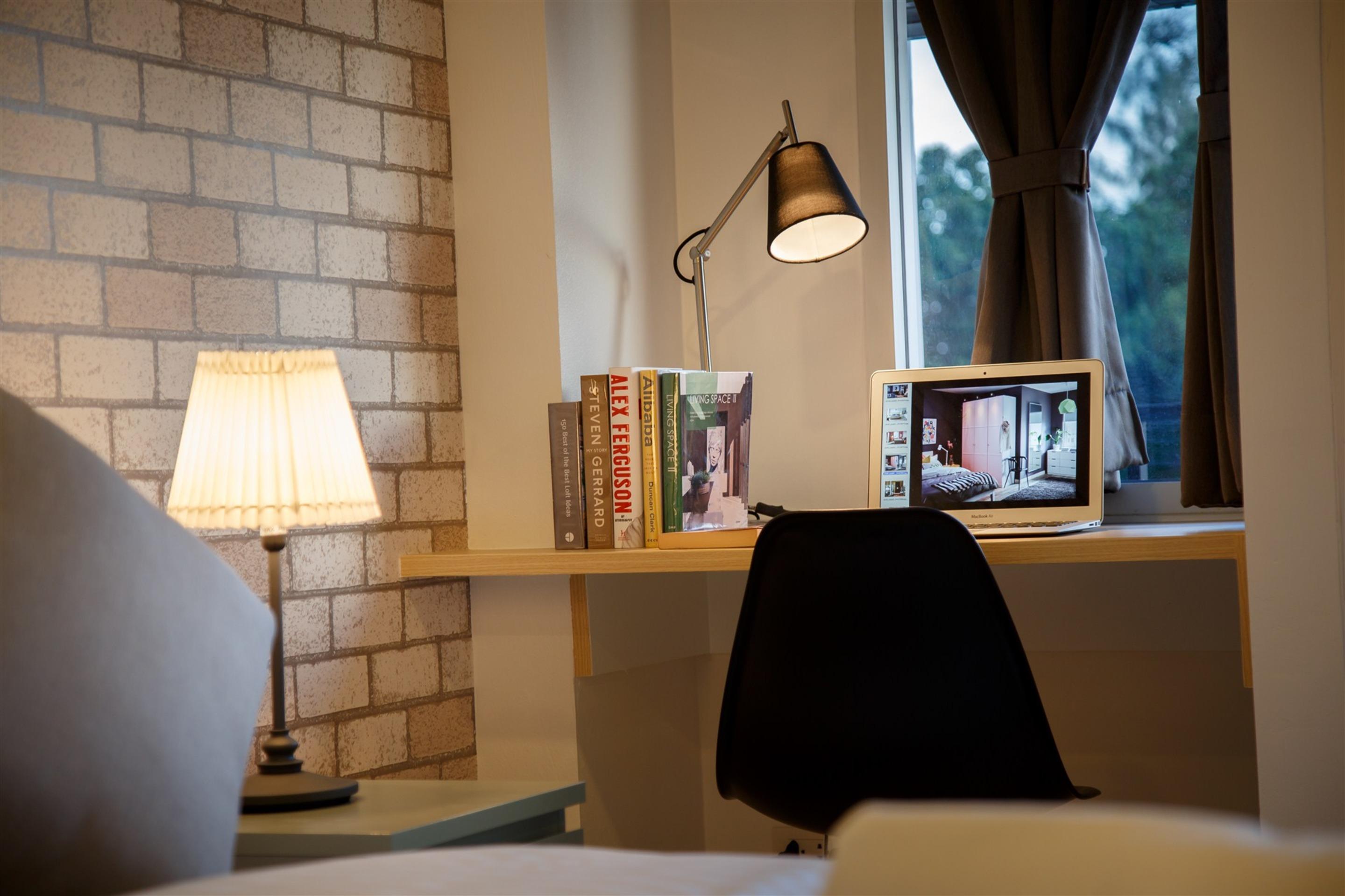 Q Space Residence Bangkok Dış mekan fotoğraf