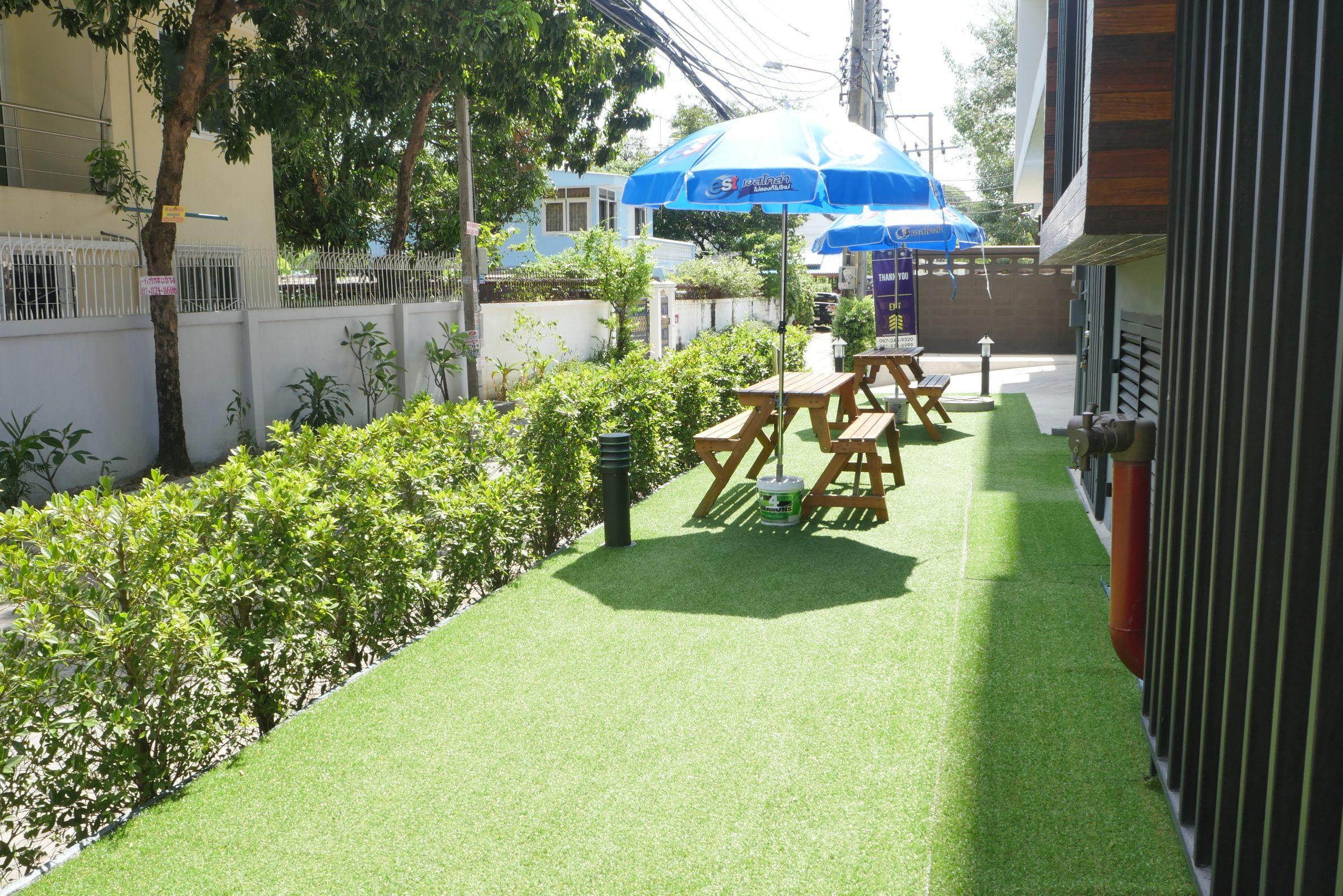 Q Space Residence Bangkok Dış mekan fotoğraf