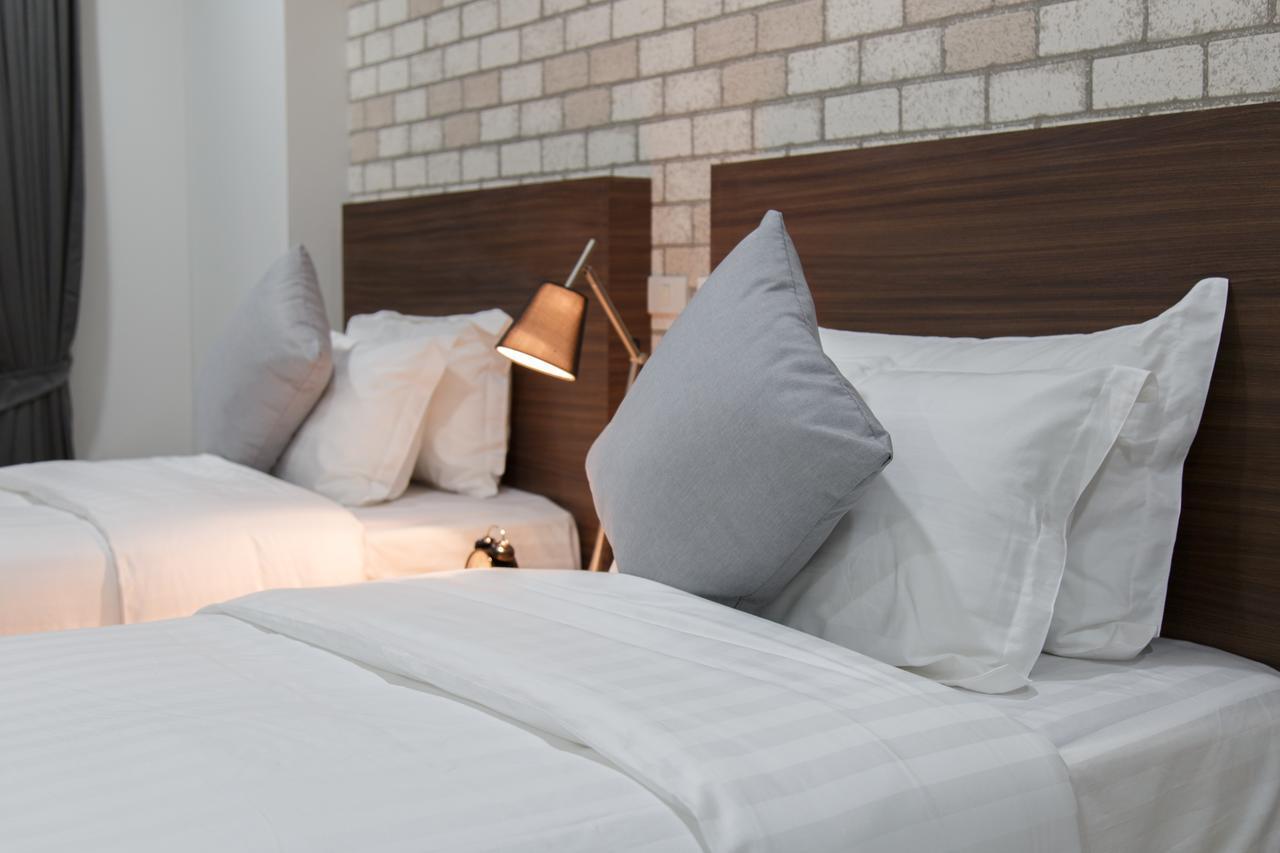 Q Space Residence Bangkok Dış mekan fotoğraf